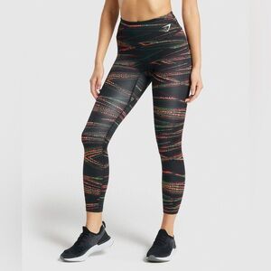 Gym shark zone graphic leggings size small